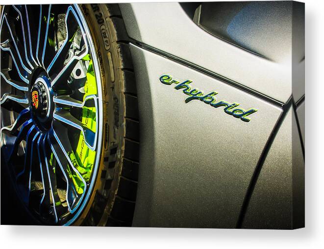 2015 Porsche 918 Spyder E-hybrid Wheel Emblem Canvas Print featuring the photograph 2015 Porsche 918 Spyder e-Hybrid Wheel Emblem -0238c by Jill Reger