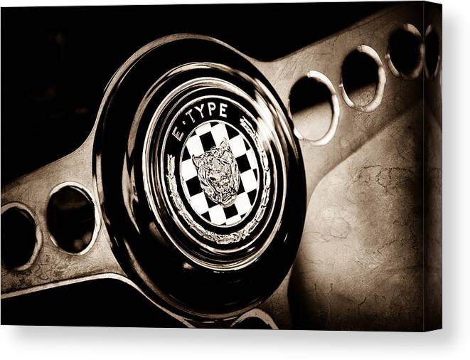 1967 Jaguar E-type Series I 4.2 Roadster Steering Wheel Emblem Canvas Print featuring the photograph 1967 Jaguar E-Type Series I 4.2 Roadster Steering Wheel Emblem #3 by Jill Reger