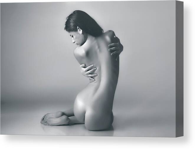 Nude Canvas Print featuring the photograph 6762 by Riccardo Liporace