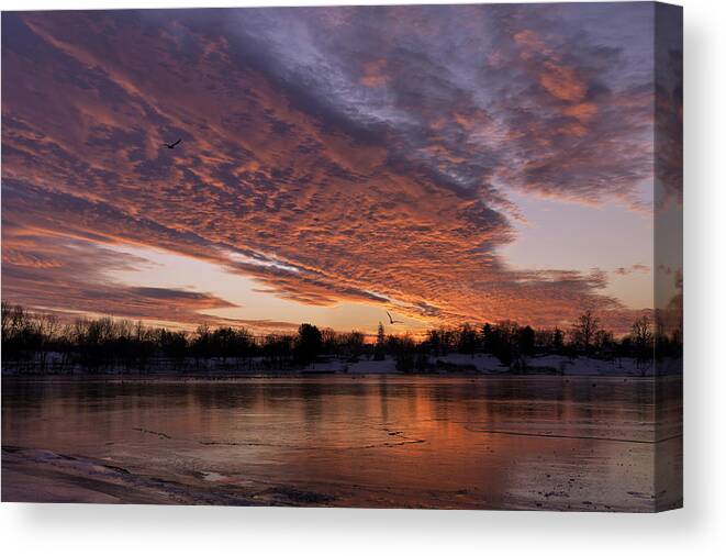 Sunset Canvas Print featuring the photograph A Westward Pull by Craig Szymanski