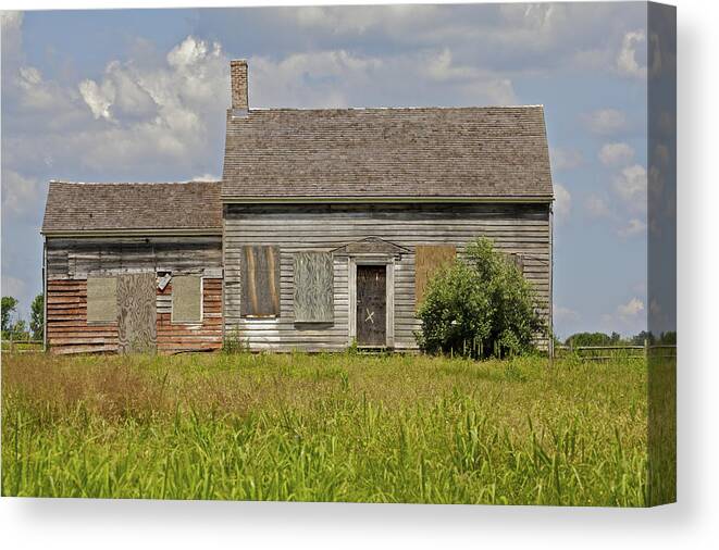 Abandon Canvas Print featuring the photograph Abandon Farm Home by David Letts