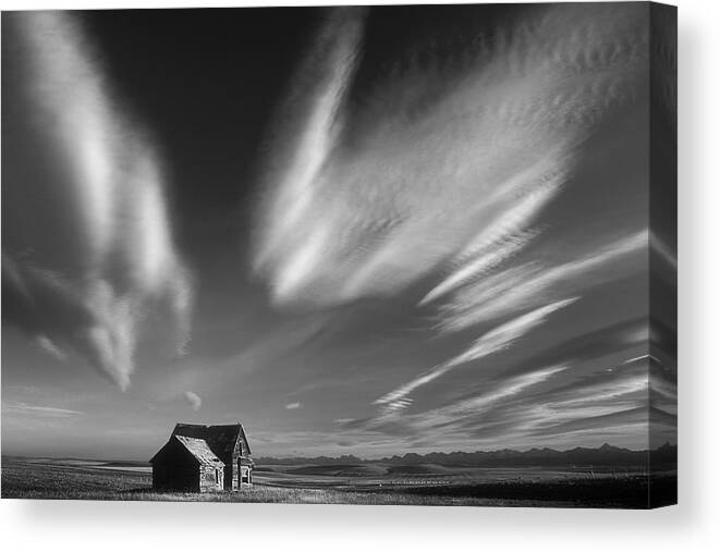 House Canvas Print featuring the photograph Abandoned in Alberta by Inge Riis McDonald
