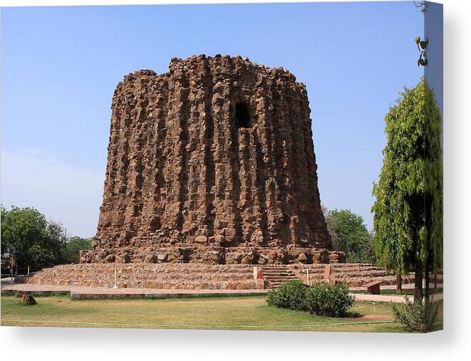 India Canvas Print featuring the photograph Alai Minar - Qutab Minar Complex by Aidan Moran