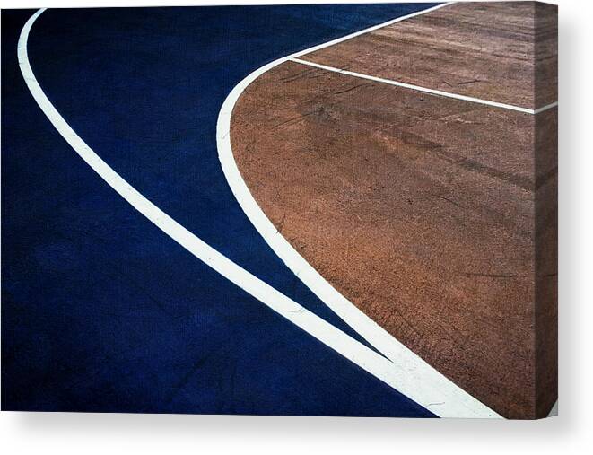 Basketball Court Canvas Print featuring the photograph Art On The Basketball Court 11 by Gary Slawsky