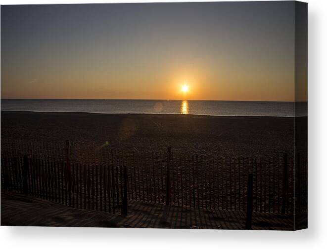 Sunrise Canvas Print featuring the photograph Atlantic Sunrise by Russ Cahn