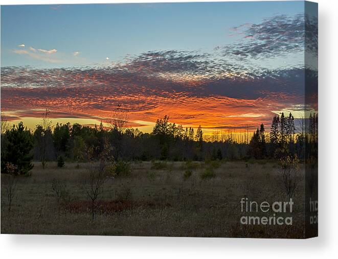 Autumn Sunset Canvas Print featuring the photograph Autumn Evening by Dan Hefle