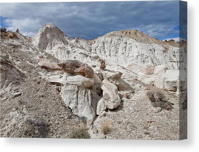 20110326_penistajabadlands Canvas Print featuring the photograph Badlands - New Mexico by Del Duncan