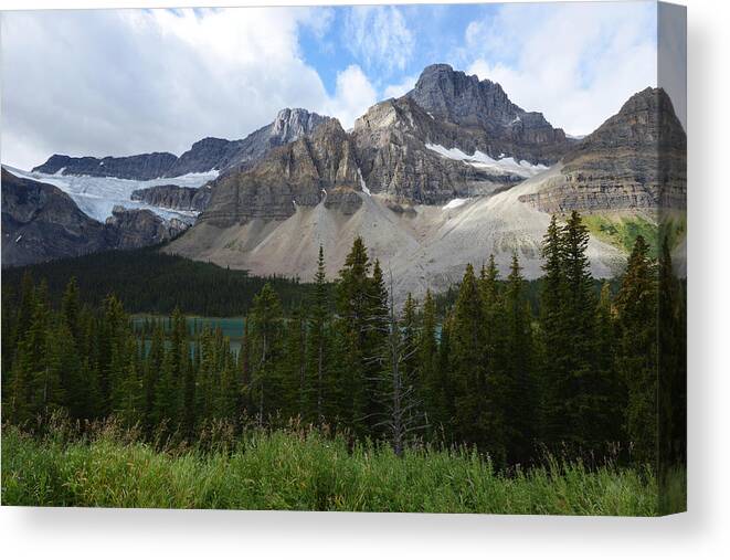 Banff Canvas Print featuring the photograph Banff National Park by Yue Wang