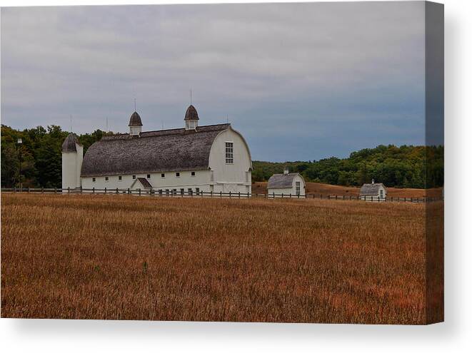 Barn Canvas Print featuring the photograph Barn on a Windy Day by Rachel Cohen