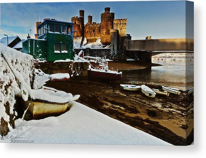 Snow Canvas Print featuring the photograph Boats in snow at the Castle by B Cash