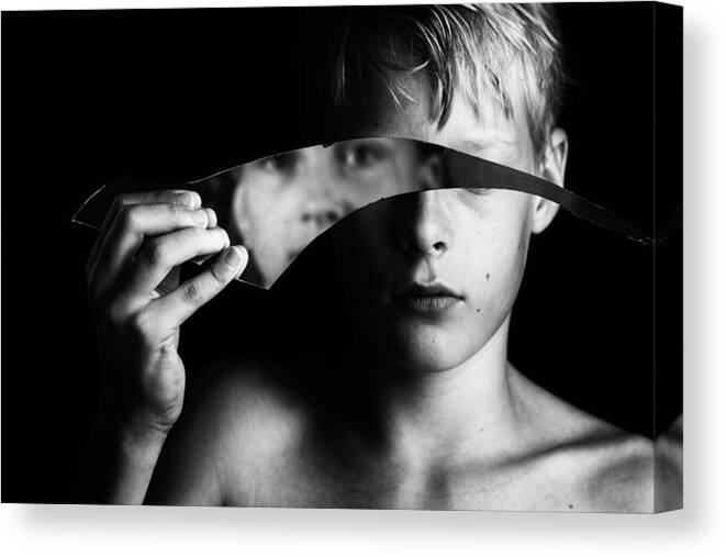 Boy Canvas Print featuring the photograph Changing Face by Mirjam Delrue