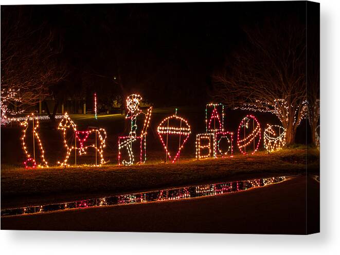 Cayce Canvas Print featuring the photograph Christmas in Cayce-3 by Charles Hite