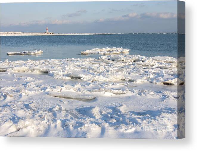 Beach Canvas Print featuring the photograph Cold Day at the Beach by Patty Colabuono