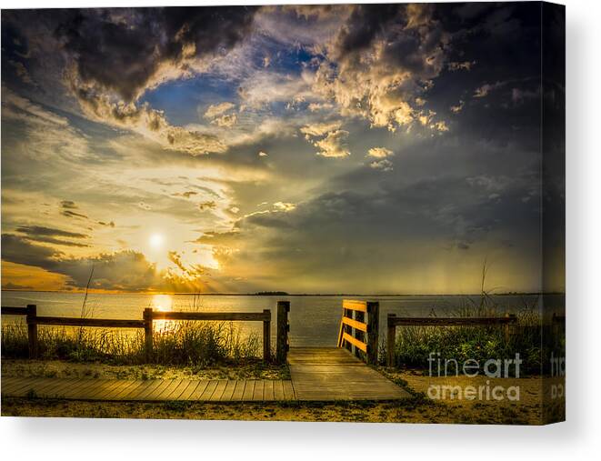Apollo Beach Canvas Print featuring the photograph Del Sol by Marvin Spates