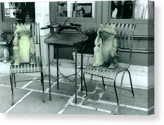 Frogs Canvas Print featuring the photograph Frog Cafe by Jean Wolfrum