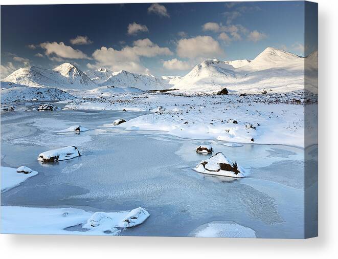 Glencoe Winter Scenery Canvas Print featuring the photograph Glencoe winter scenery by Grant Glendinning