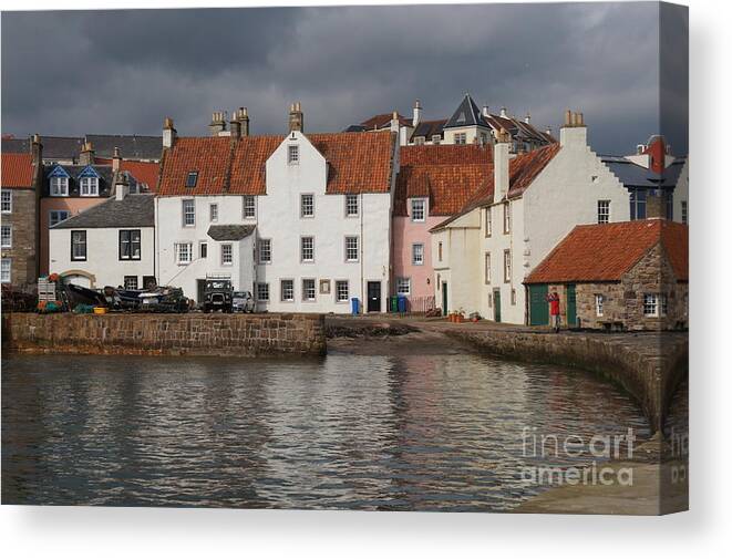 Landscape Canvas Print featuring the photograph Houses at Pittenweem harbor by Elena Perelman