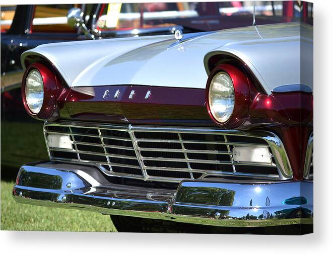 Ford Canvas Print featuring the photograph Hr-11 by Dean Ferreira