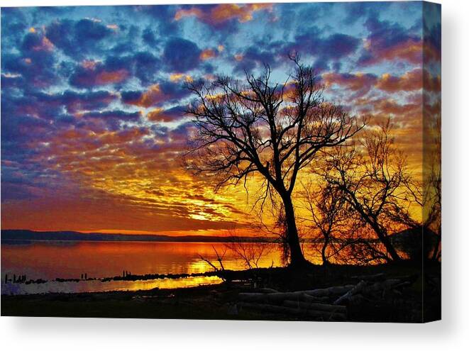 Hudson Valley Landscapes Canvas Print featuring the photograph The Sunrise Sky by Thomas McGuire