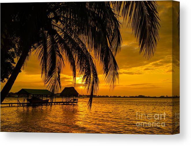 Beauty In Nature Canvas Print featuring the photograph Isla Colon Sunset by Oscar Gutierrez