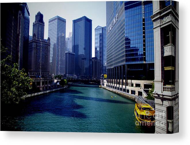 Usa Canvas Print featuring the photograph Kayaks on the Chicago River by Frank J Casella