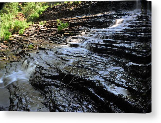 Waterfall Canvas Print featuring the photograph Lwv60002 by Lee Winter