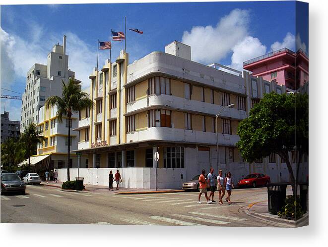 America Canvas Print featuring the photograph Miami South Beach - Art Deco 2003 #25 by Frank Romeo