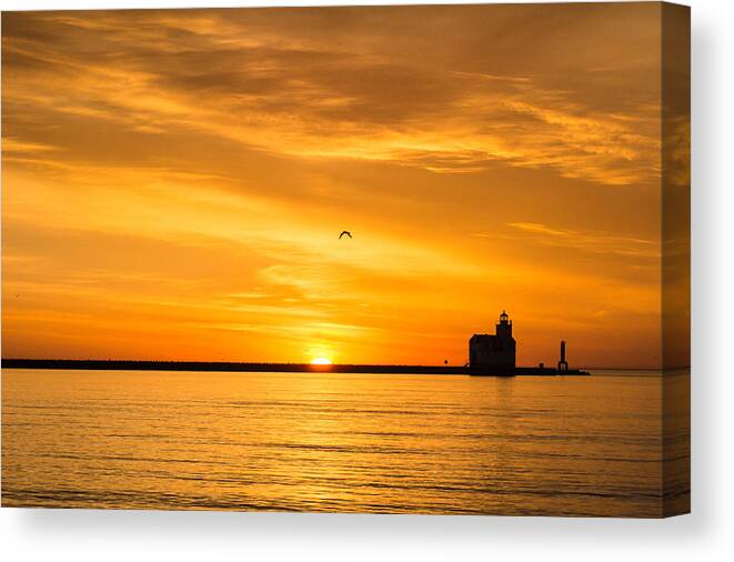 Lighthouse Canvas Print featuring the photograph Morning Whispers by Bill Pevlor