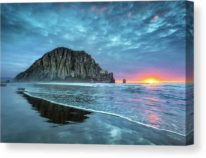 Tranquility Canvas Print featuring the photograph Morro Sunset by Tom Grubbe