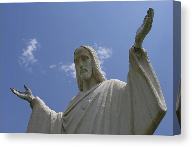 Statue Canvas Print featuring the photograph My Peace Be With You by Rhonda McDougall