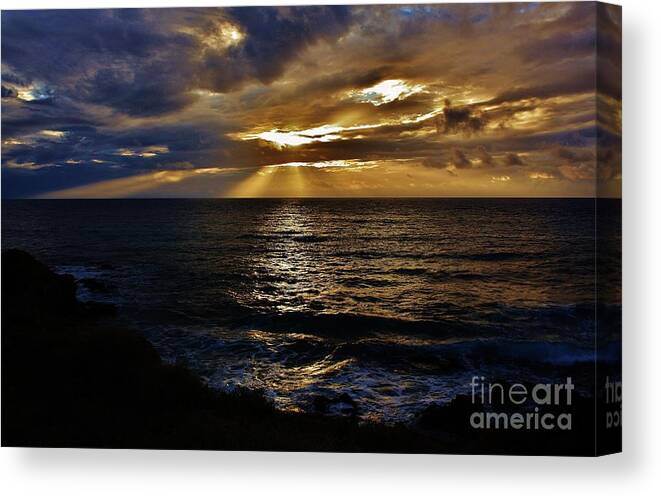 Sunset Canvas Print featuring the photograph Nature's Drama by Craig Wood