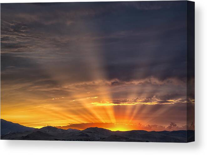 nevada Sunset Canvas Print featuring the photograph Nevada Sunset by Janis Knight