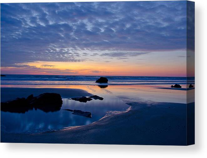 Beach Canvas Print featuring the photograph Ocean Sunrise by Donna Doherty
