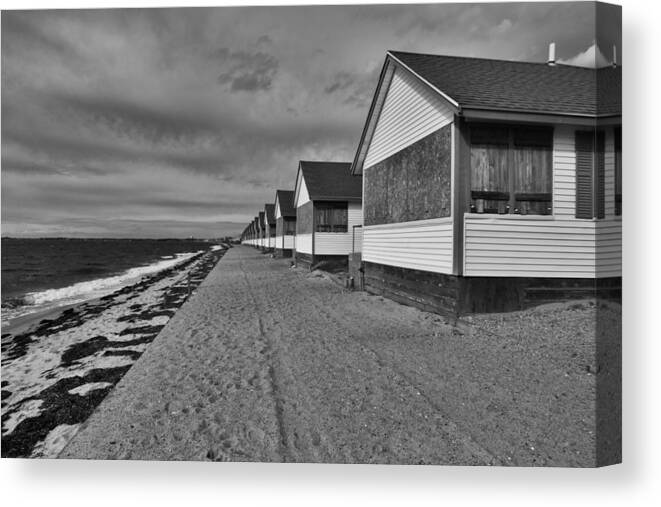 Usa Canvas Print featuring the photograph Off Season at Days Folly by Kate Hannon