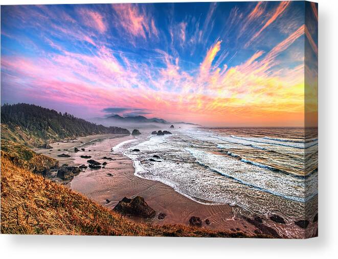 Beach Canvas Print featuring the photograph Oregon Sunset by Ian Good