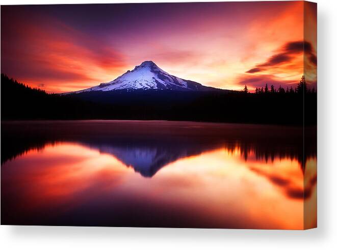 Trillium Lake Canvas Print featuring the photograph Peaceful Morning on the Lake by Darren White