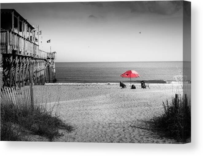 Myrtle Beach Canvas Print featuring the photograph Pier 14 by Ivo Kerssemakers