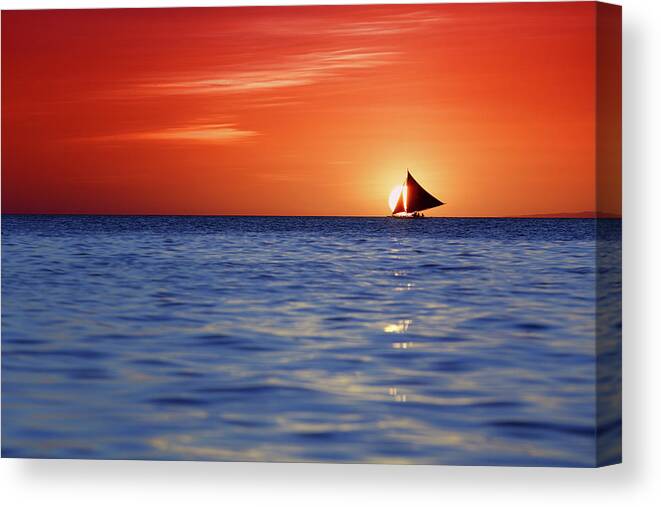 Scenics Canvas Print featuring the photograph Red Sunset by Vuk8691