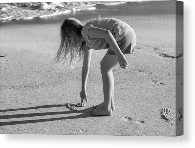 Beach Canvas Print featuring the photograph Sand Doodler by Cathy Kovarik