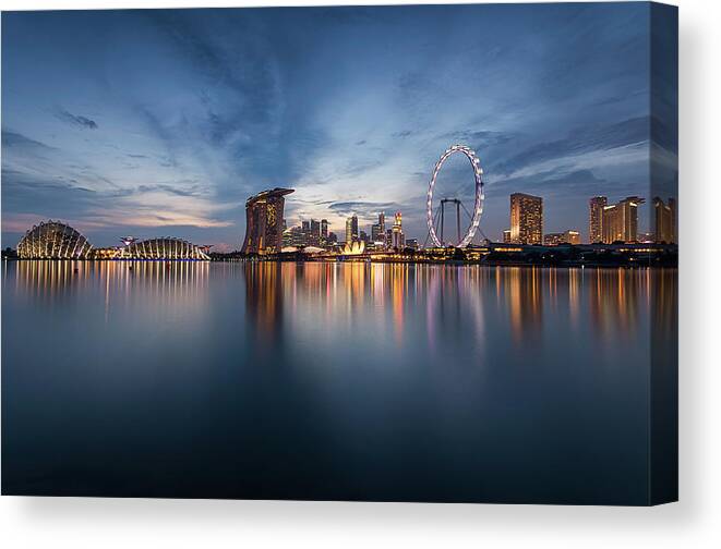Tranquility Canvas Print featuring the photograph Singapore Skyline by Guo Xiang Chia