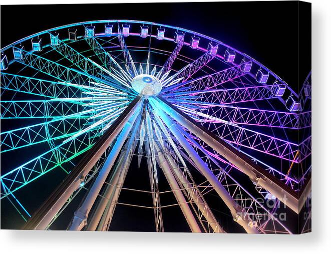 Ferris Wheel Canvas Print featuring the photograph Skyview Atlanta by Andre Turner