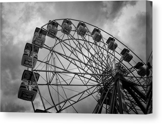 Ferris Wheel Canvas Print featuring the photograph Stationary In The Morning by Ben Shields