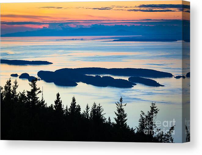 America Canvas Print featuring the photograph Sucia Island by Inge Johnsson