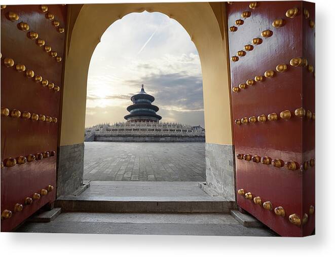 Chinese Culture Canvas Print featuring the photograph Temple Of Heaven by Zyxeos30