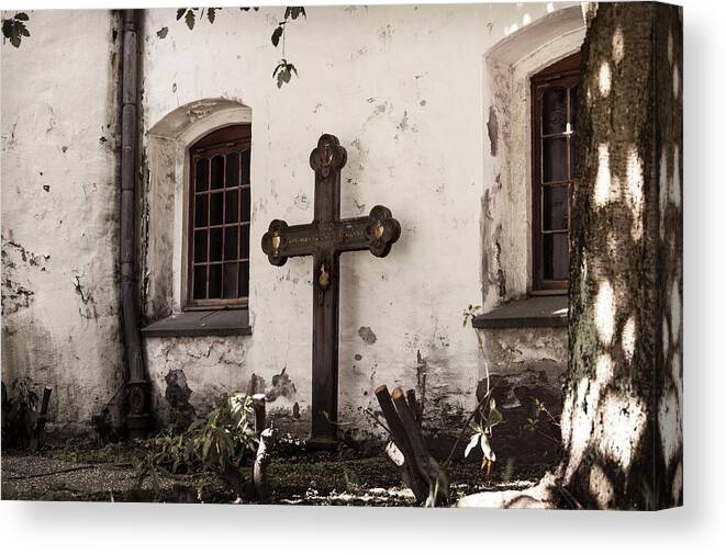 Norway Canvas Print featuring the photograph The Church Courtyard by Bill Howard