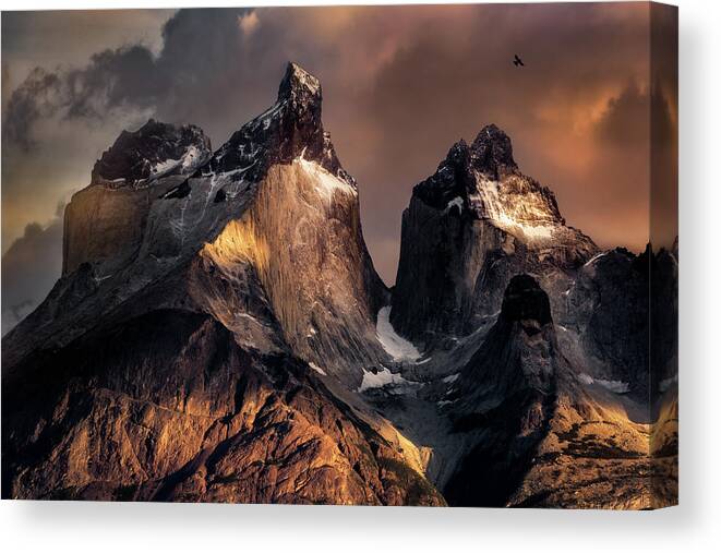 Peak Canvas Print featuring the photograph The Horns At Sunrise by Vincent Chen