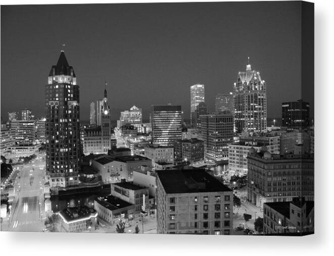 Milwaukee Canvas Print featuring the digital art The Smile That Rocks 2bw by Geoff Strehlow