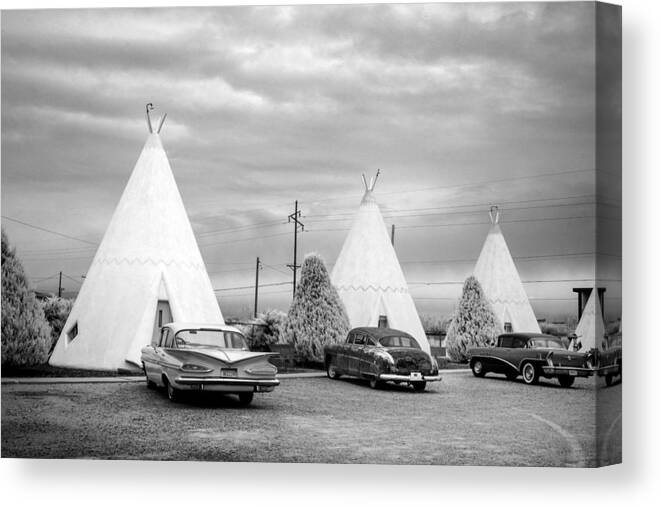 Wigwam Canvas Print featuring the photograph The Wigwam Motel on Route 66 in Holbrook by Carol M Highsmith