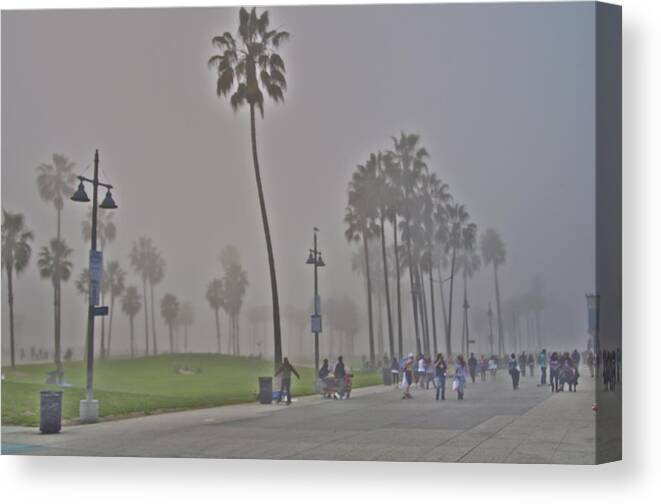 Landscape Canvas Print featuring the photograph Venice Beach by Joe Burns