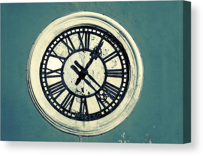 Afternoon Canvas Print featuring the photograph Vintage Clock by Modern Abstract